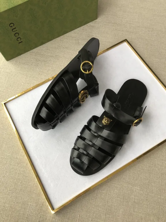 Gucci Shoe 